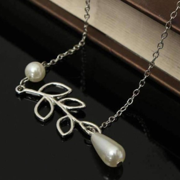 Pearl Droplet Thread Necklace 14K White or Yellow Gold plated for Woman White Pe - Picture 4 of 6